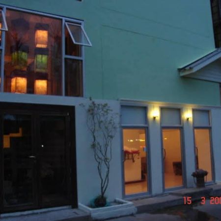 Kaset Guesthouse Бангкок Екстер'єр фото