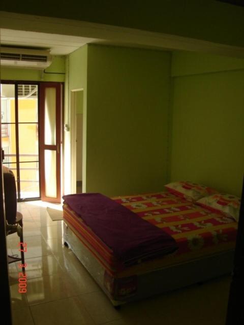 Kaset Guesthouse Бангкок Номер фото